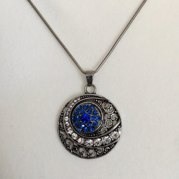 Silver Tone Blue Rhinestone Medallion Necklace - Picture 4 of 7